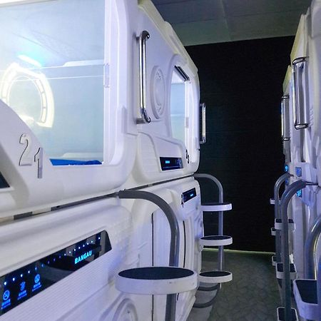 Bangau - Short Term Rest Area Capsule Hotel Szepang Kültér fotó